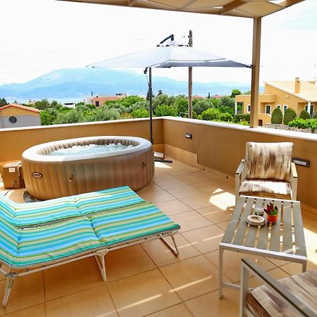 Fou'S Luxury Apartment Nafpaktos Ngoại thất bức ảnh