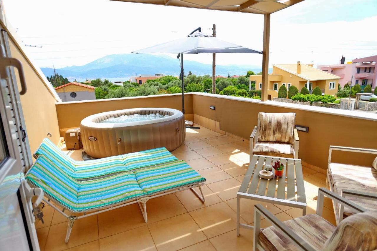 Fou'S Luxury Apartment Nafpaktos Ngoại thất bức ảnh